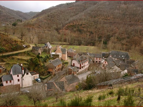 Het dorp ''beneden'', Grand Vabre.